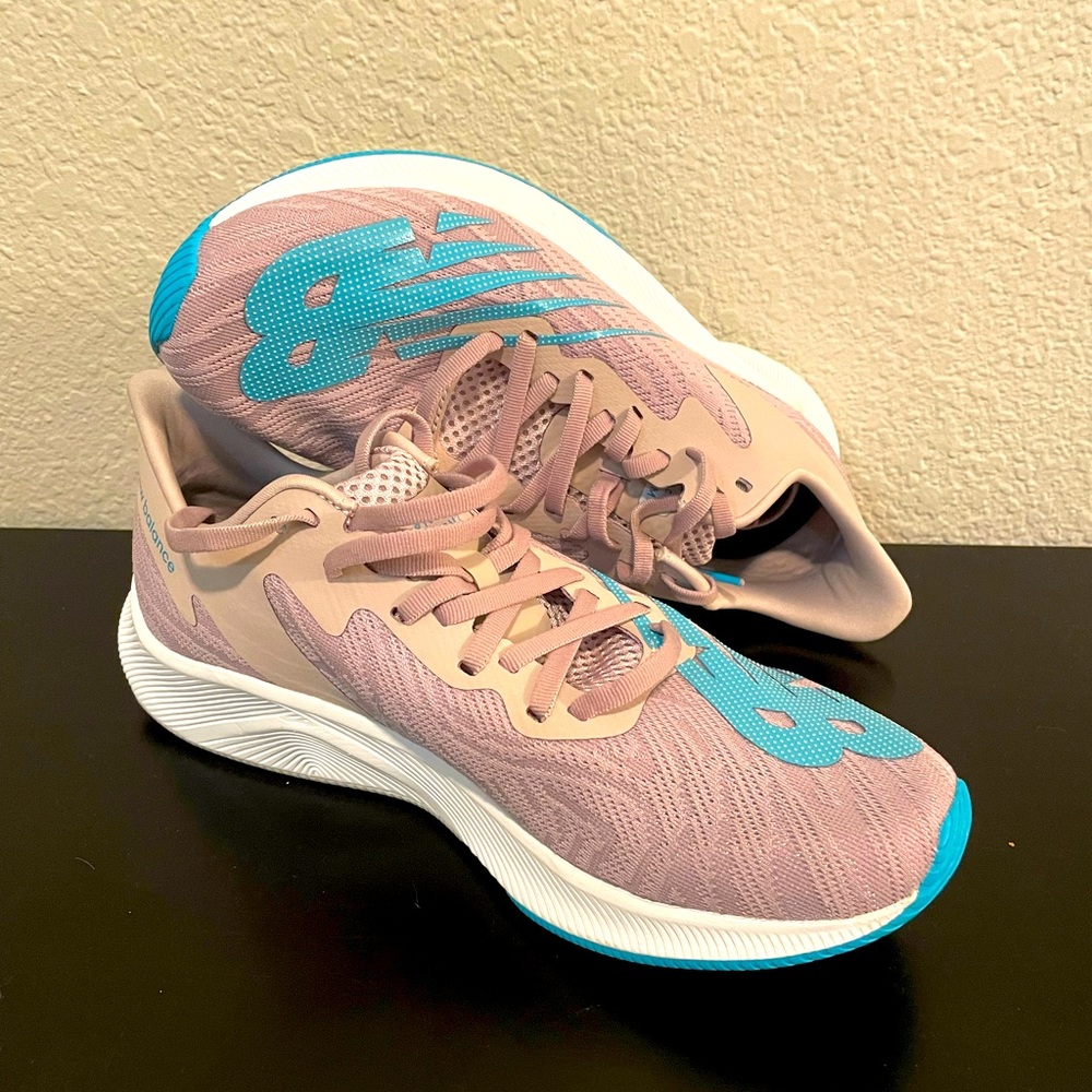 New Balance Fuelcell Prism
